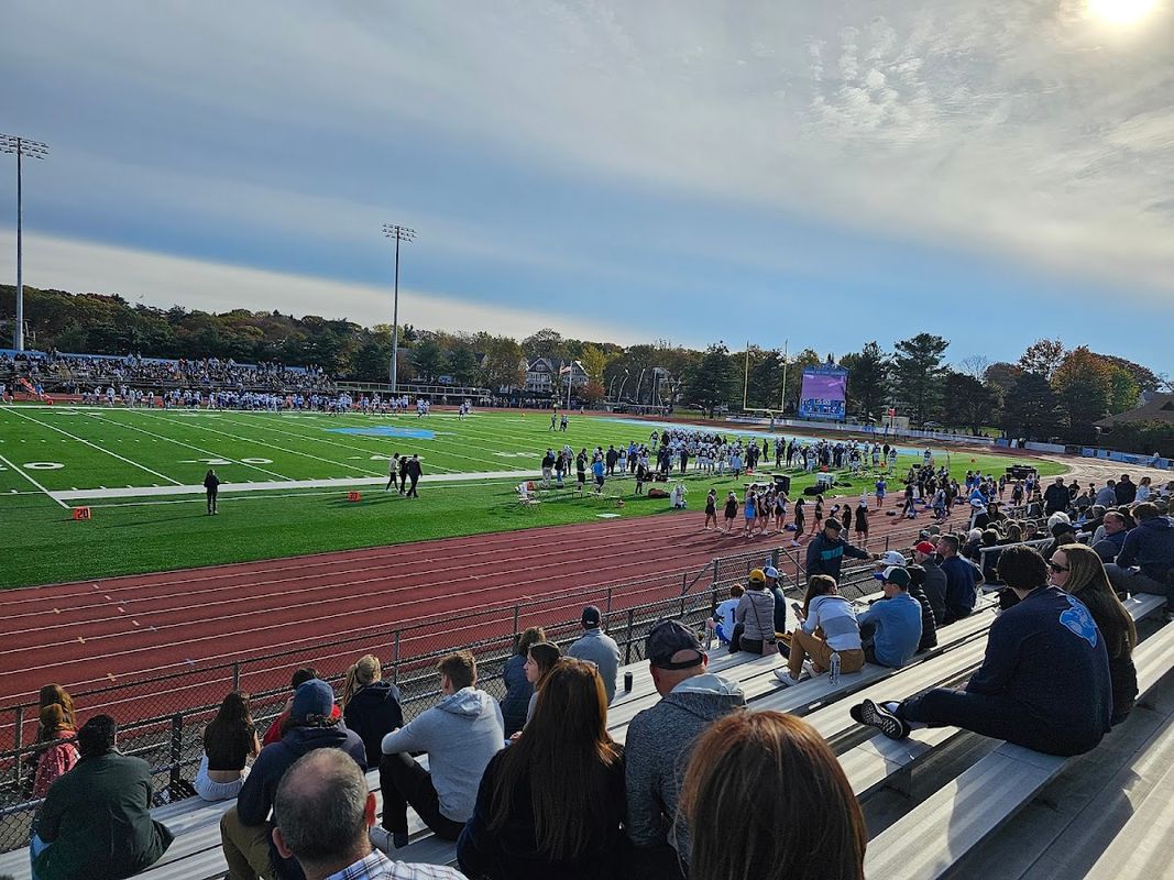 Tufts University (ellis Oval)