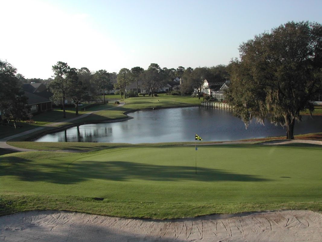 Hidden Hills Country Club
