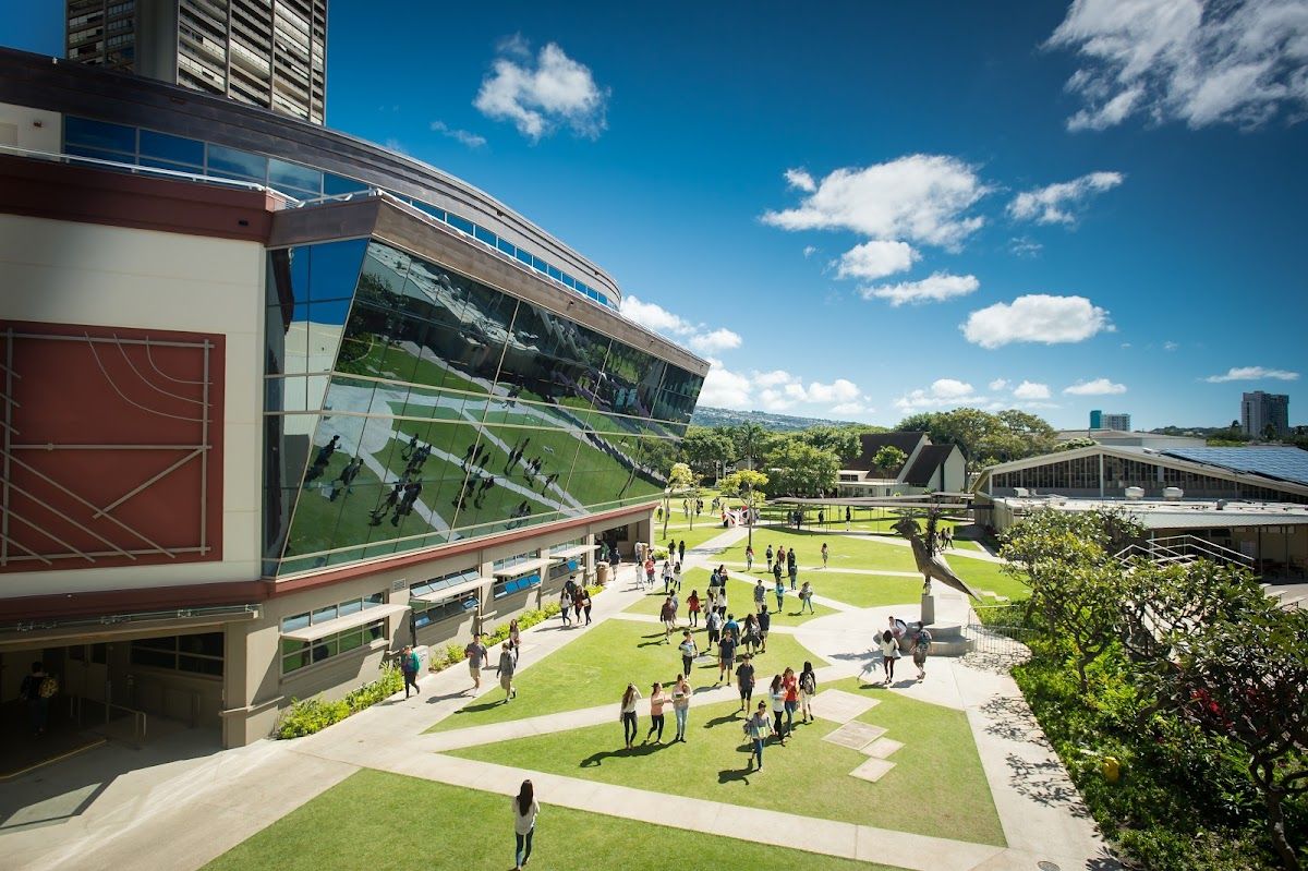 Iolani School