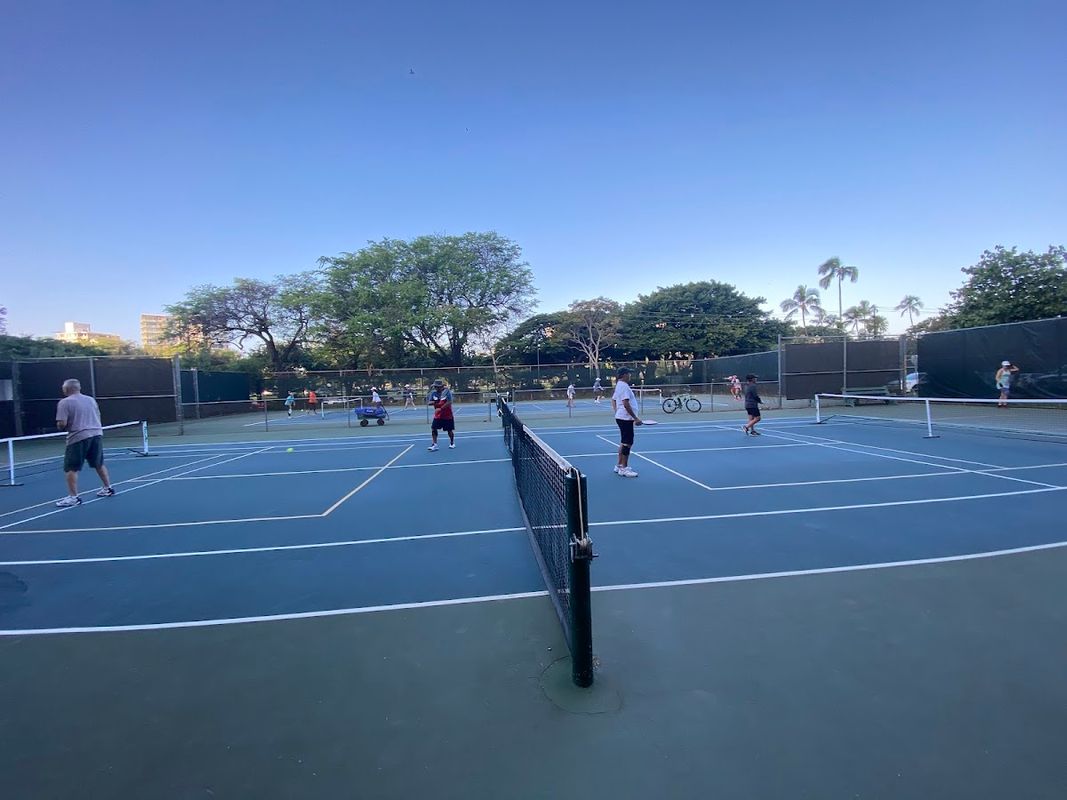 Donald A. Andrews Diamond Head Tennis Center